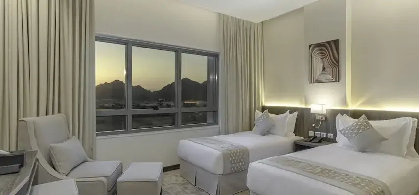 The Seasons Hotel image